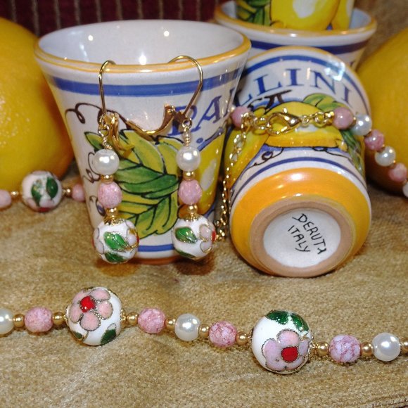 Hand-crafted artisanal necklace & earring set with Cloisonne floral beads - Picture 8 of 8